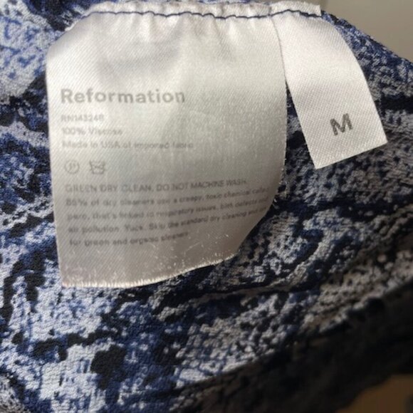 Reformation Rosamund Blue Snake Print Smocked Midi Dress Size Medium - Picture 7 of 8